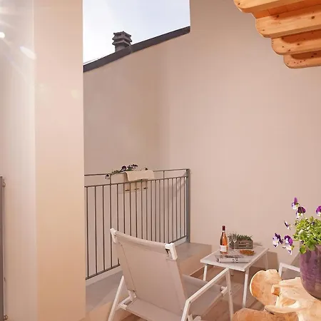 Bougainville Apartamento